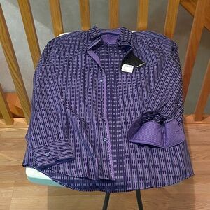 *New* Bugatchi long-sleeve dress shirt. Size:S (fits big) Color: Purple/Black